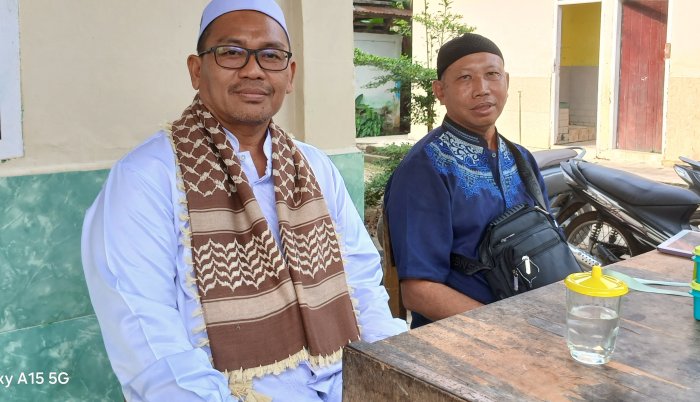 Ustad Abdullah Budi Saroni Isi Maulid Nabi di MIN 2 Muaro Jambi