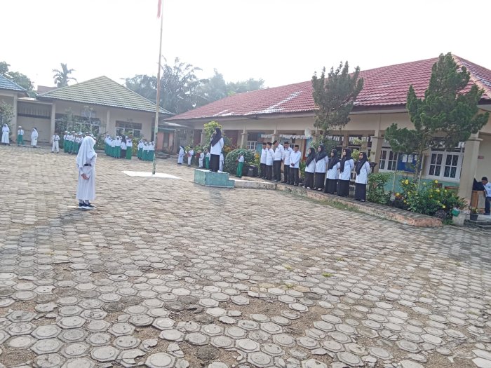 MIN 2 Gelar Upacara Syukur Usai Jambore Pramuka