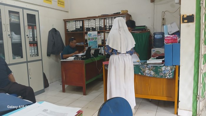Rosalina Legalisasi Ijazah di MIN 2 Muaro Jambi