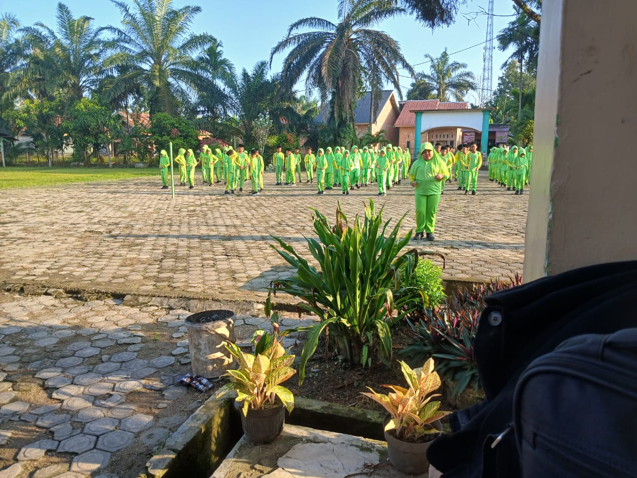 SENAM MEMBUAT HIDUP SEHAT BAGI SISWA MIN 2 MUARO JAMBI SENAM MEMBUAT HIDUP SEHAT BAGI SISWA MIN 2 MUARO JAMBI