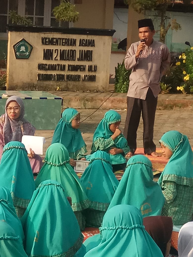 MIN 2 MUARO JAMBI MENGADAKAN KEGIATAN RUTIN YASINAN MIN 2 MUARO JAMBI MENGADAKAN KEGIATAN RUTIN YASINAN
