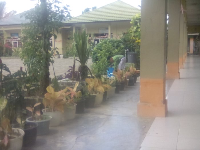 Petugas Puskesmas Kumpeh Ulu Edukasi Siswa MIN 2 Muaro Jambi