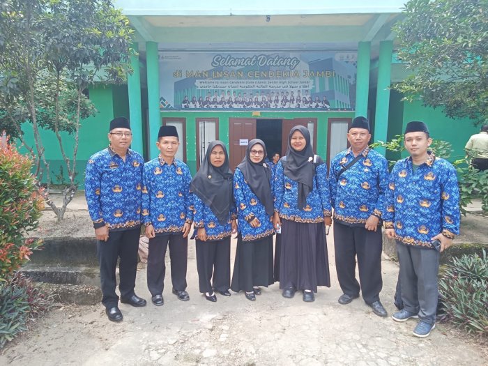 PPPK MIN 2 MUARO JAMBI MENGIKUTI KEGIATAN PELATIHAN DAN PEMBINAAN ASN 2025