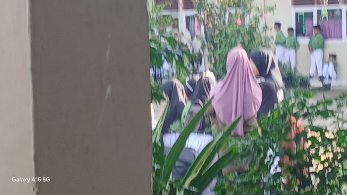 MIN 2 Muaro Jambi Bahas Persiapan Apel Hari Guru Bersama Wali Murid