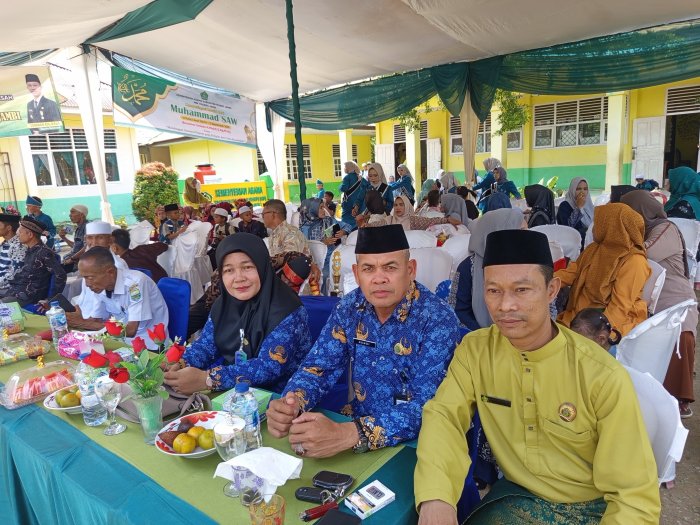 Kepala MIN 2 Muaro Jambi Hadiri Pelepasan Siswa MIN 1Mudung Darat Kepala MIN 2 Muaro Jambi Hadiri Pelepasan Siswa MIN 1Mudung Darat