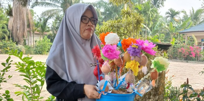 MIN 2 Muaro Jambi Rayakan Maulid Nabi dengan Bingkisan