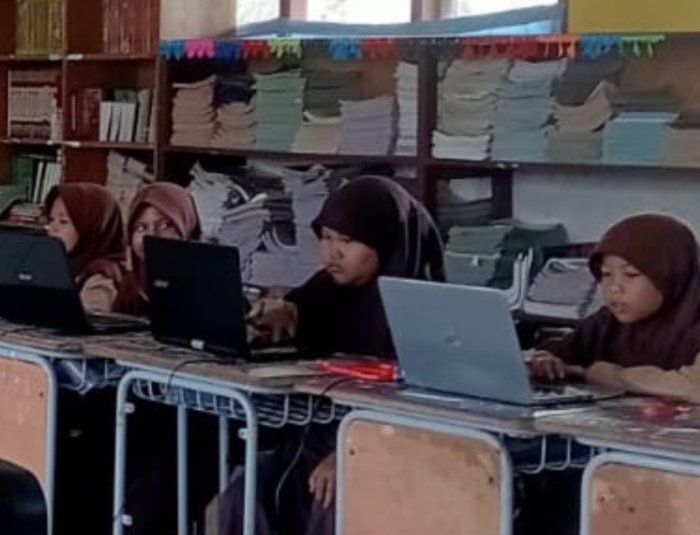 ANBK di MIN 2 Muaro Jambi Berjalan Tertib dan Sukses