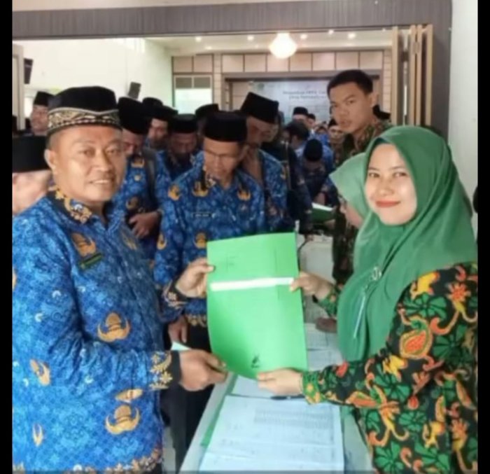 Ahmad Zamroni Dilantik sebagai ASN PPPK di MIN 2 Muaro Jambi